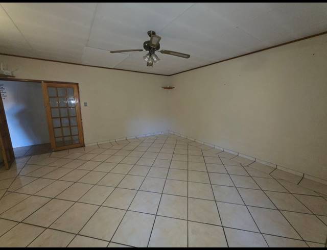 4 BEDROOM HOUSE FOR SALE IN SASOLBURG EXT 11